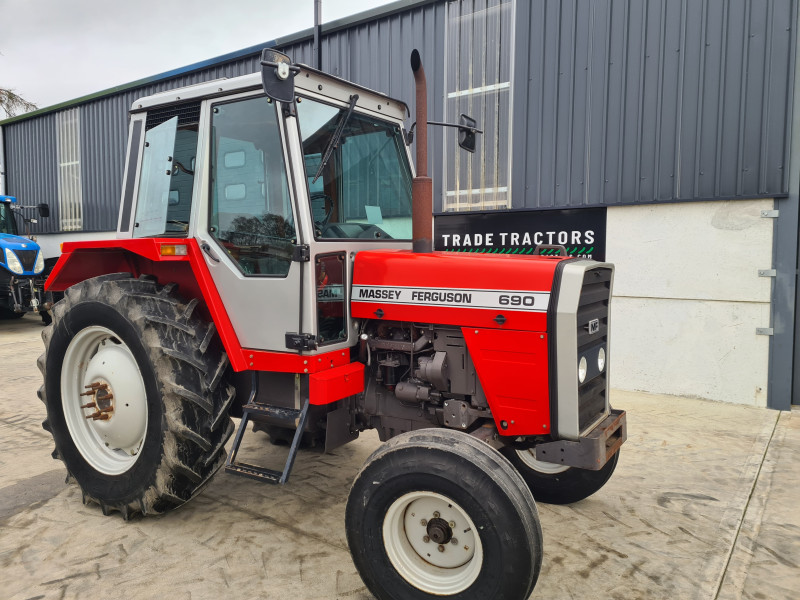 1985 Massey Ferguson 690