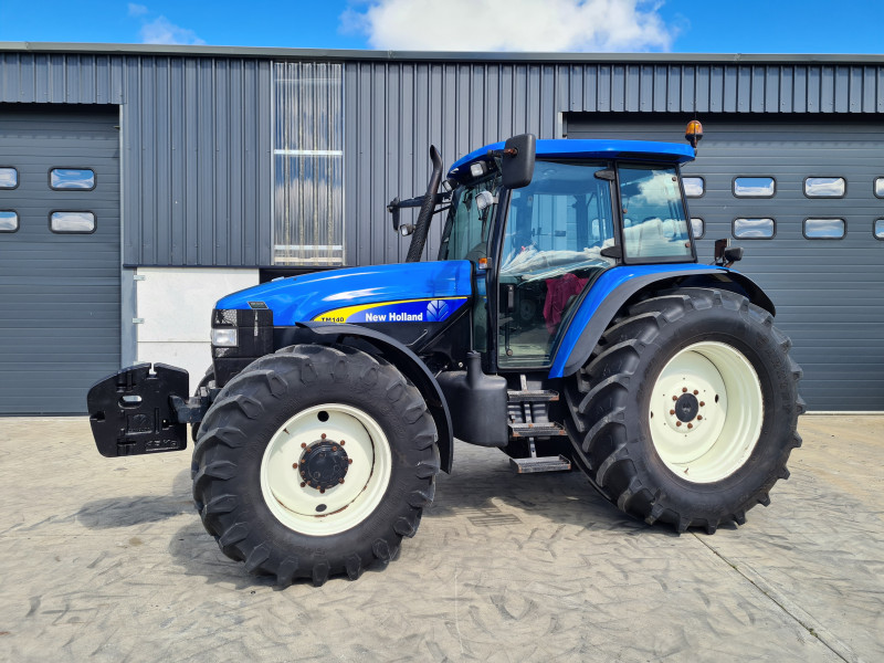 2005 New Holland TM 140