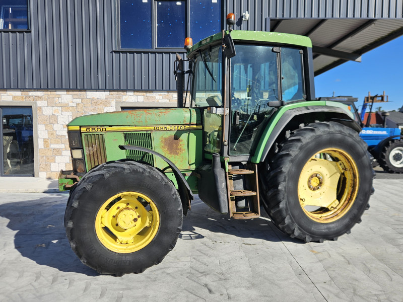 1995 John Deere 6800