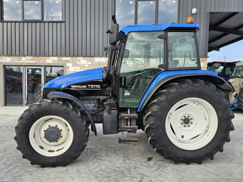 2002 New Holland TS 115 Turbo