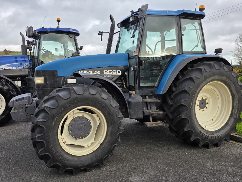 1999 New Holland 8560