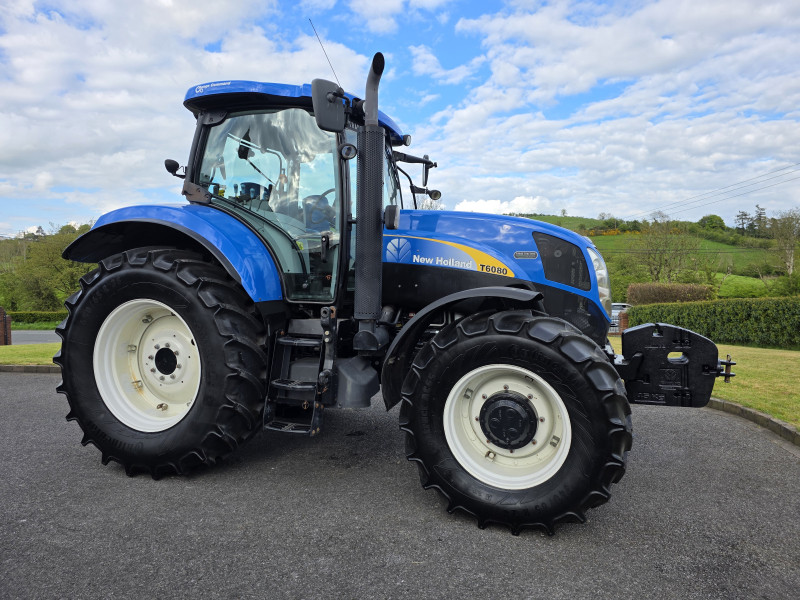 2011 New Holland T6080