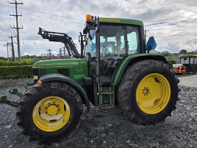 1995 John Deere 6200