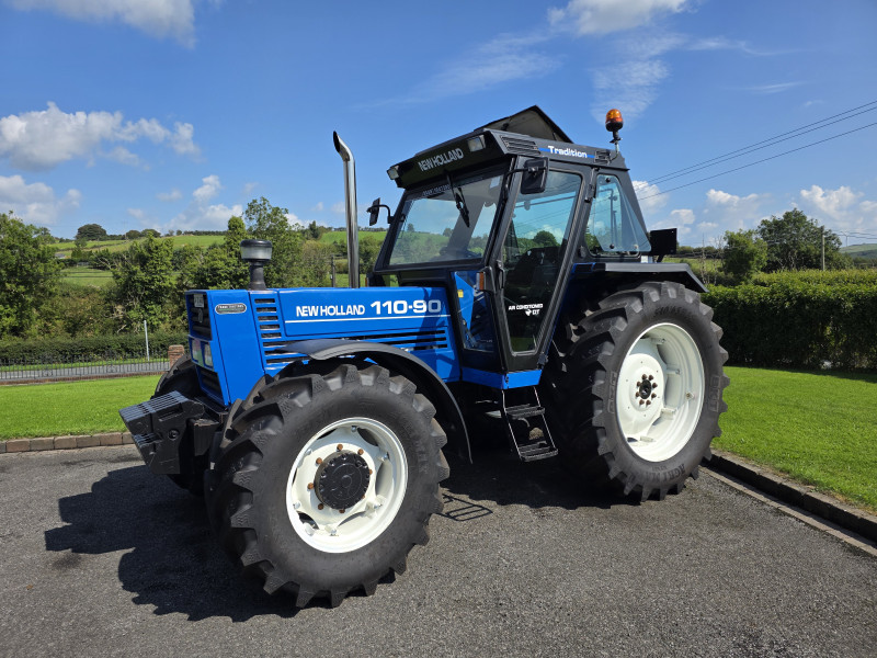2004 New Holland 110-90